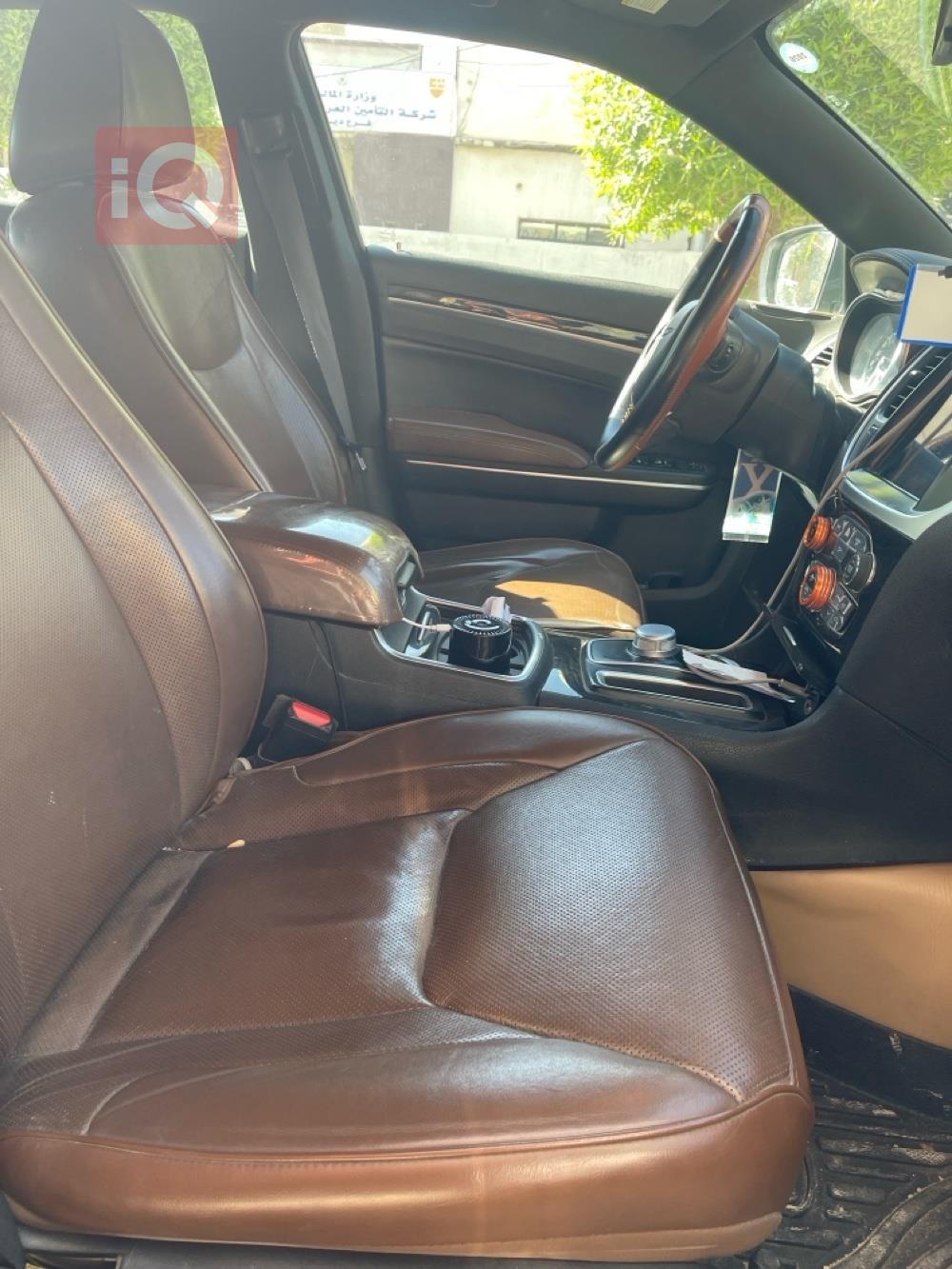 Chrysler 300